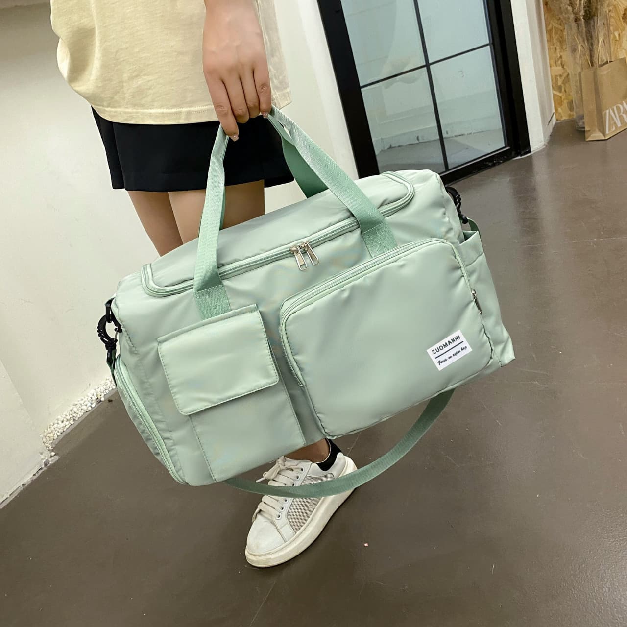 Outdoor sports fitness bag, men's and women's training swimming bag, dry and wet separation, short-distance fashionable travel bag, shoe compartment with logo