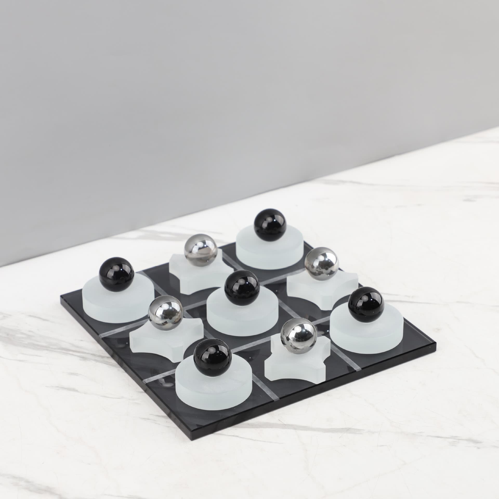 Modern Light Luxury Geometric Crystal Chess Board Decoration for Living Room Coffee Table Study TV Cabinet Desktop Home Ornament