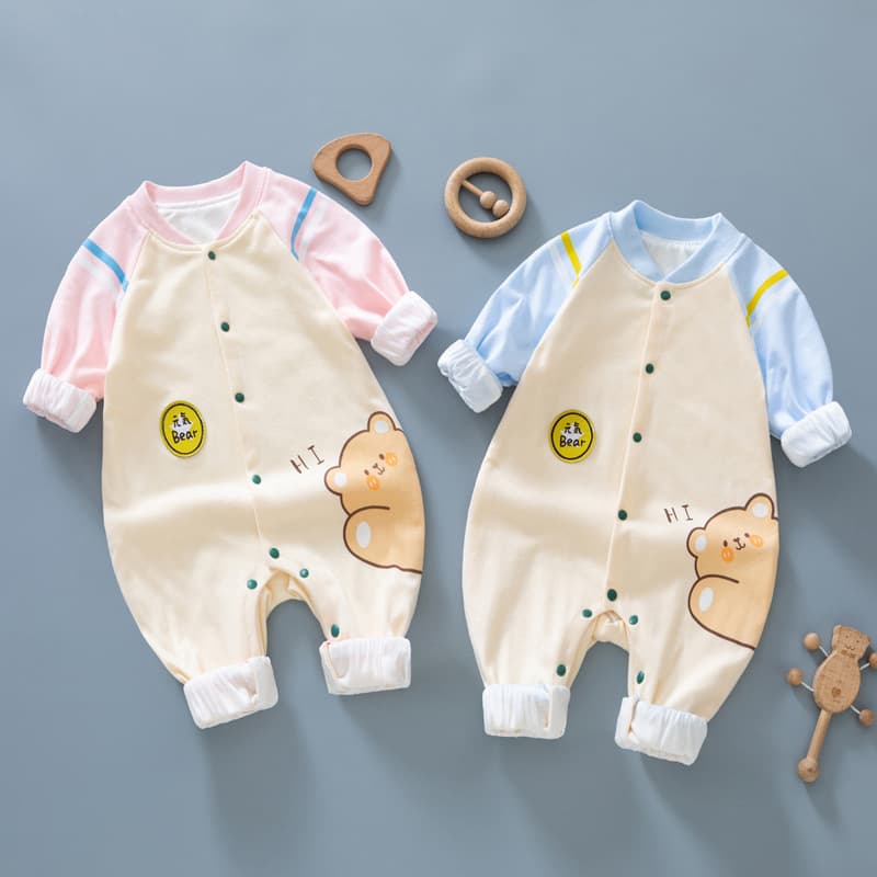 Newborn baby jumpsuit spring and autumn infant double-layer pure cotton jumpsuit long-sleeved cartoon cute super cute outdoor crawling suit