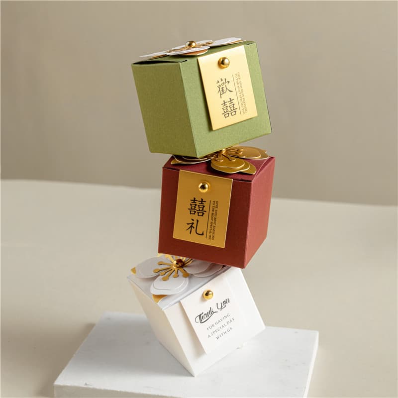 Forest-style European Wedding Candy Box Creative Marriage Favor Small Fresh Little Red Book Same Style Flower Candy Box