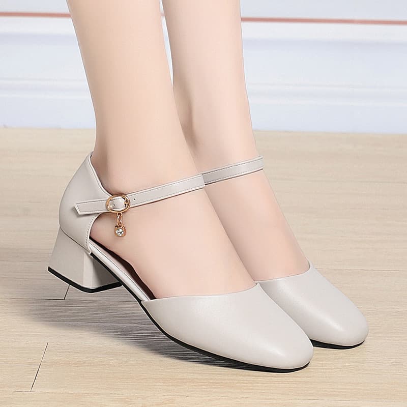 Soft Leather Soft Sole Mid Heel One-Strap Dance Show Shoes for Cheongsam, Middle-Aged Mother's Leather Shoes for Women