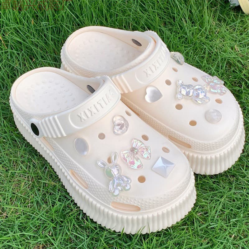 Pvc Popular Sweet and Creative Bear Heart Rhinestone Hole Shoes for Women Summer Outdoor Vacation Beach Shoes