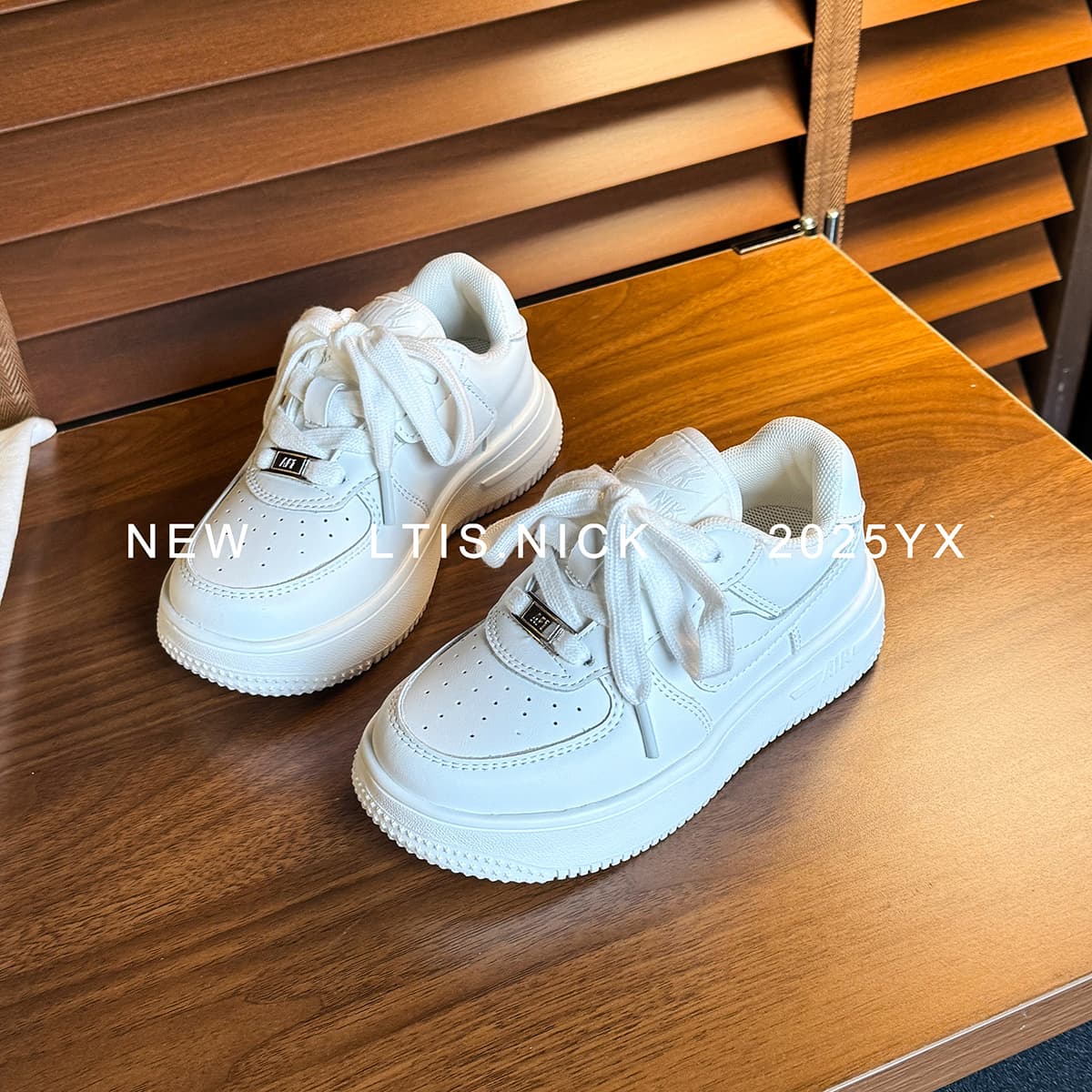 Children's Shoes 2025 Fall Kids Sports Shoes Breathable Soft Sole Casual Girls White Shoes Trendy Boys Versatile Shoes