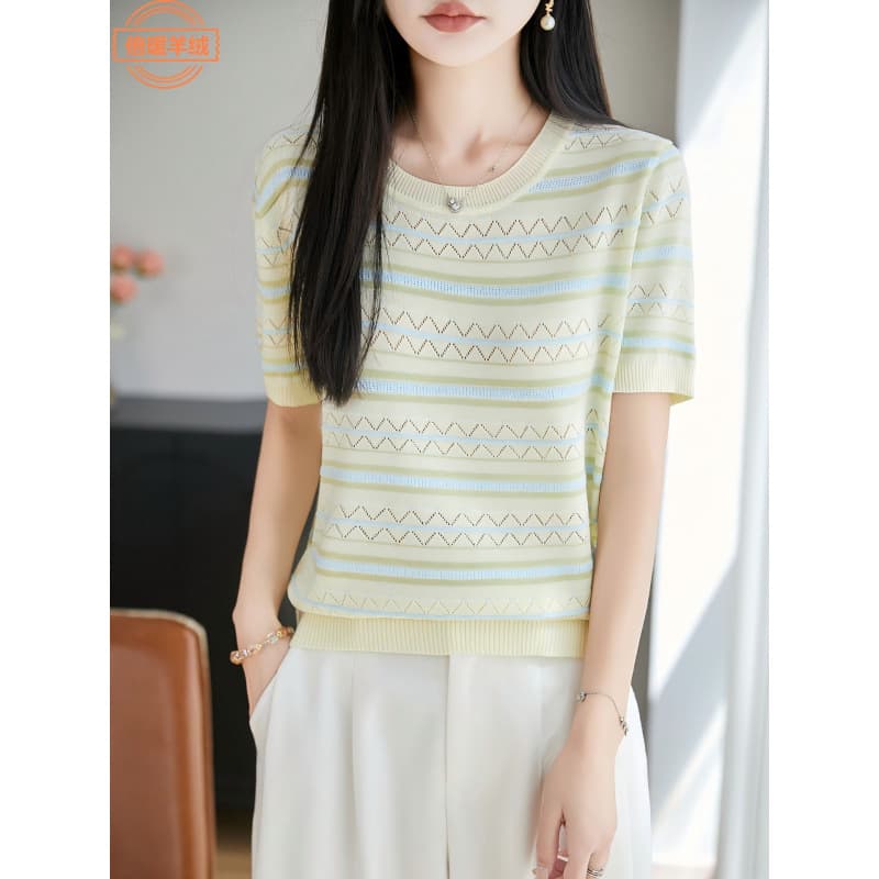 Women's Summer New Fashionable Striped Ice Silk Knitted Short Sleeve T-Shirt, Loose Round Neck Regular Shoulder Top