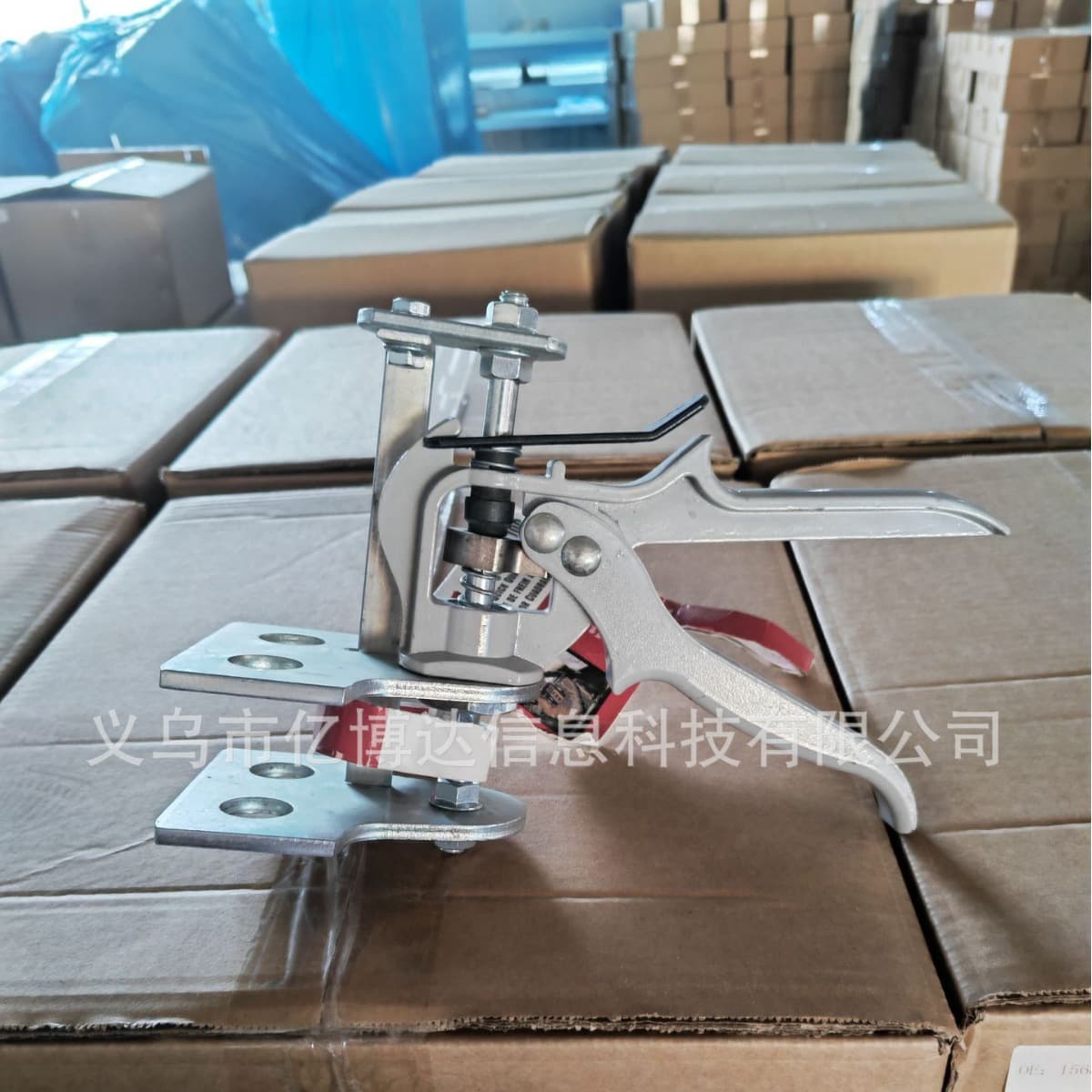 29100 Four-piston brake caliper compressor and brake pad spreader, thickened version.