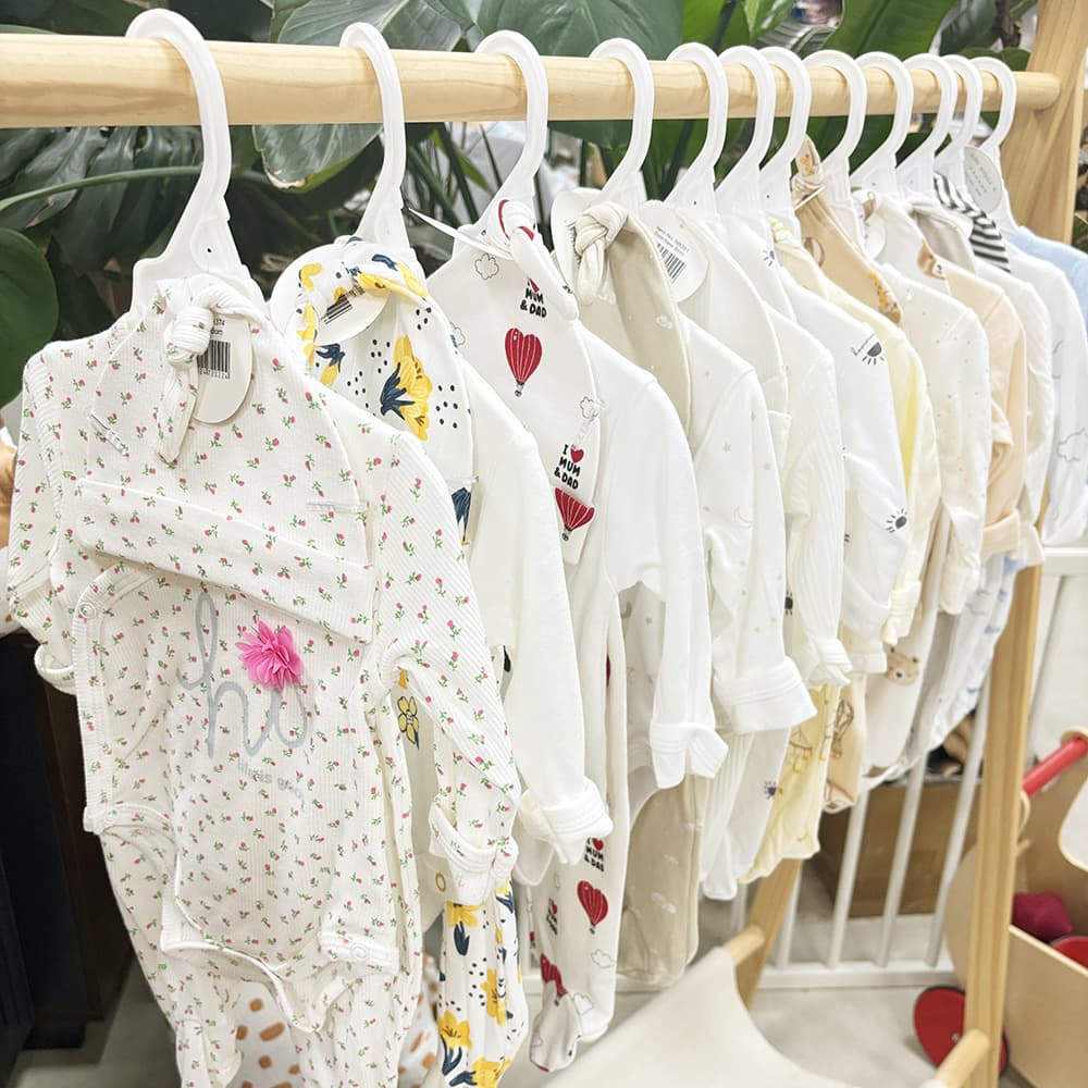 2026 New Baby Long-Sleeve Triangle Bag Romper 3-Piece Set, Baby Jumpsuit with Cartoon Print, 0-1 Years Old Baby Clothing
