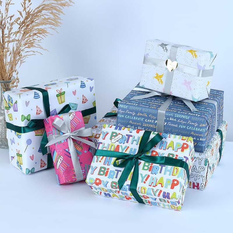 Amazon's new double-adhesive paper English Valentine's Day birthday gift packaging Holiday gift wrapping paper diy set