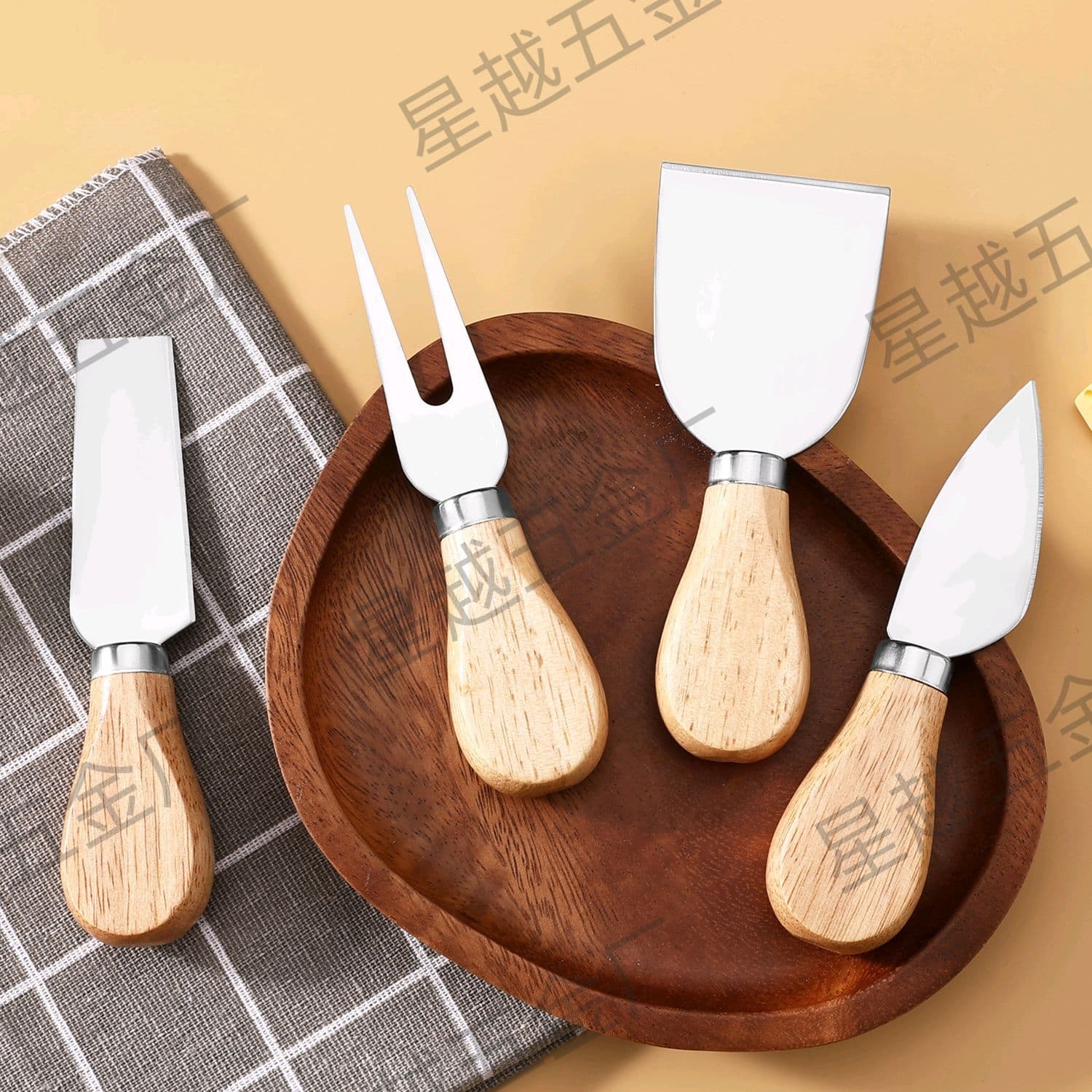 Stainless steel cheese knife 4-piece set wooden handle cheese cutter home kitchen pizza knife cheese knife, fork and spatula set