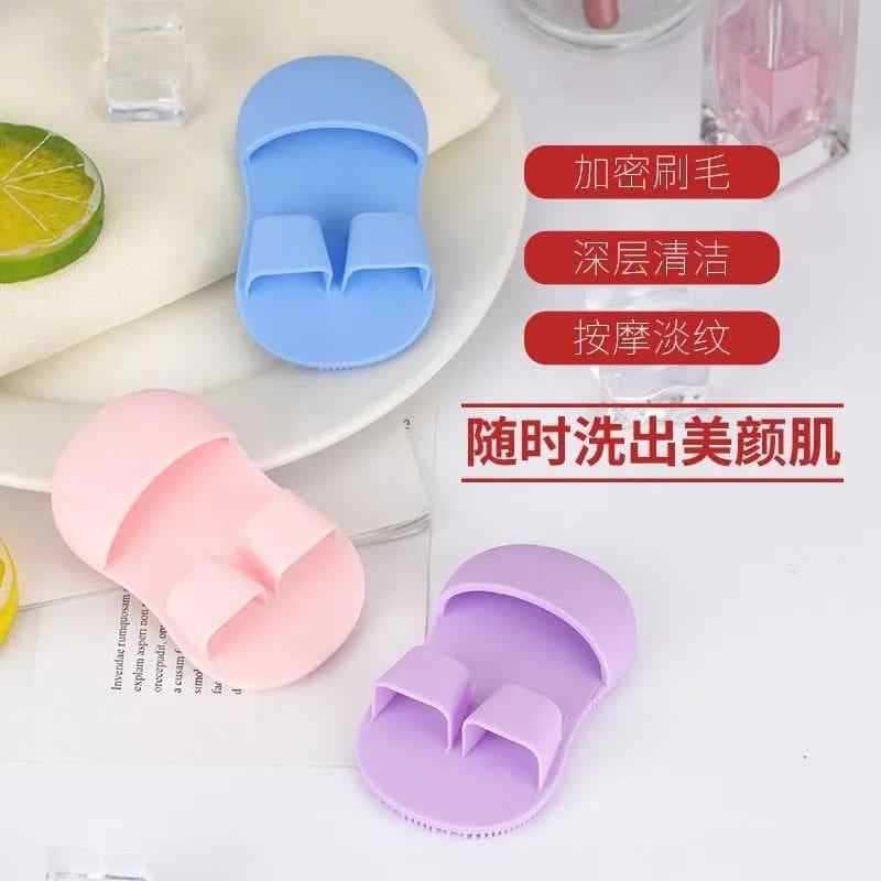 Mini Finger Face Wash Brush Soft Silicone Massage Makeup Remover Facial Cleanser Portable Face Cleaning Brush Blackhead Remover