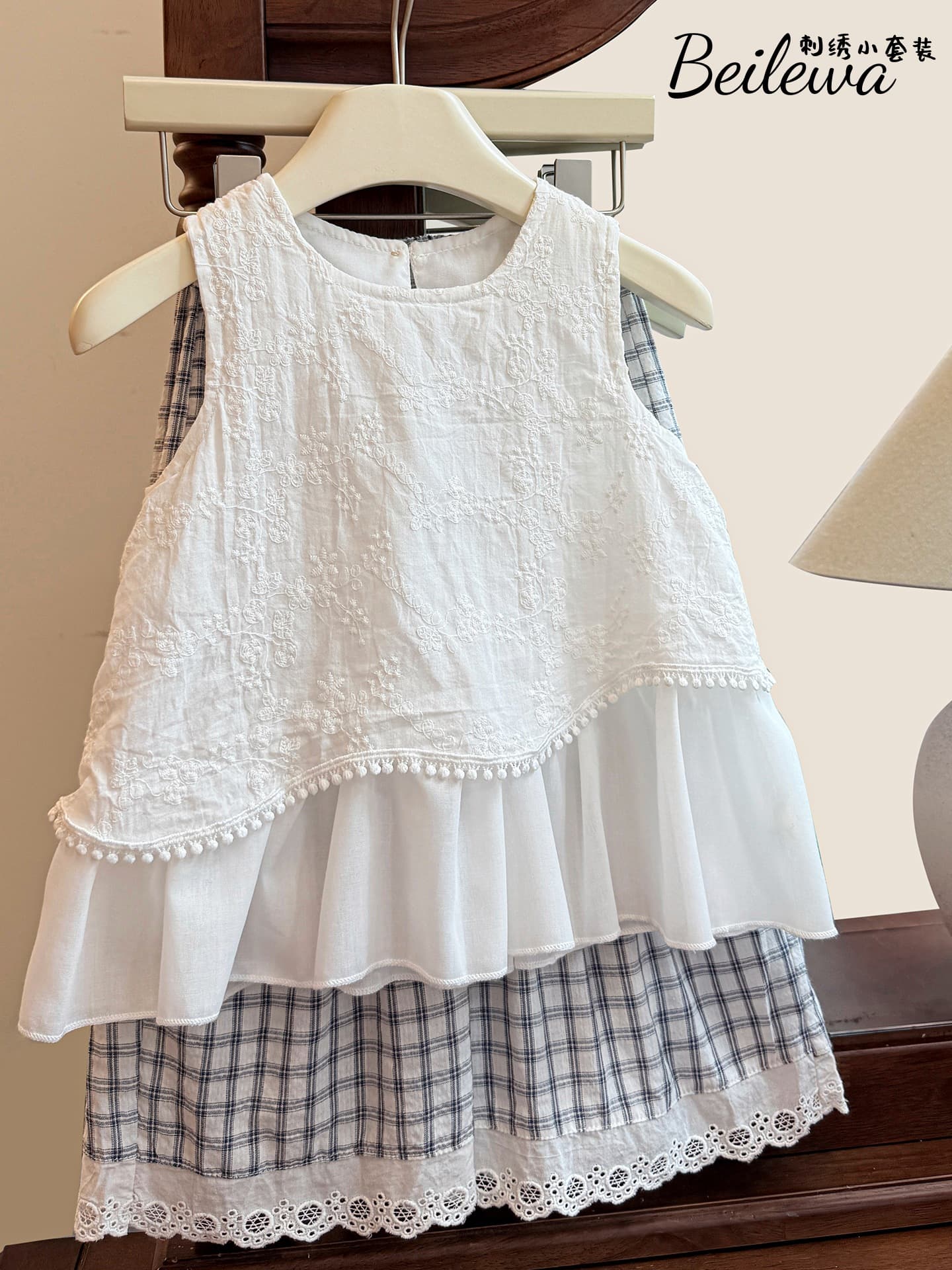 New Spring Girls' Korean-Style Sleeveless Ruffle Embroidery Set, Fashionable and Trendy Children's Clothing