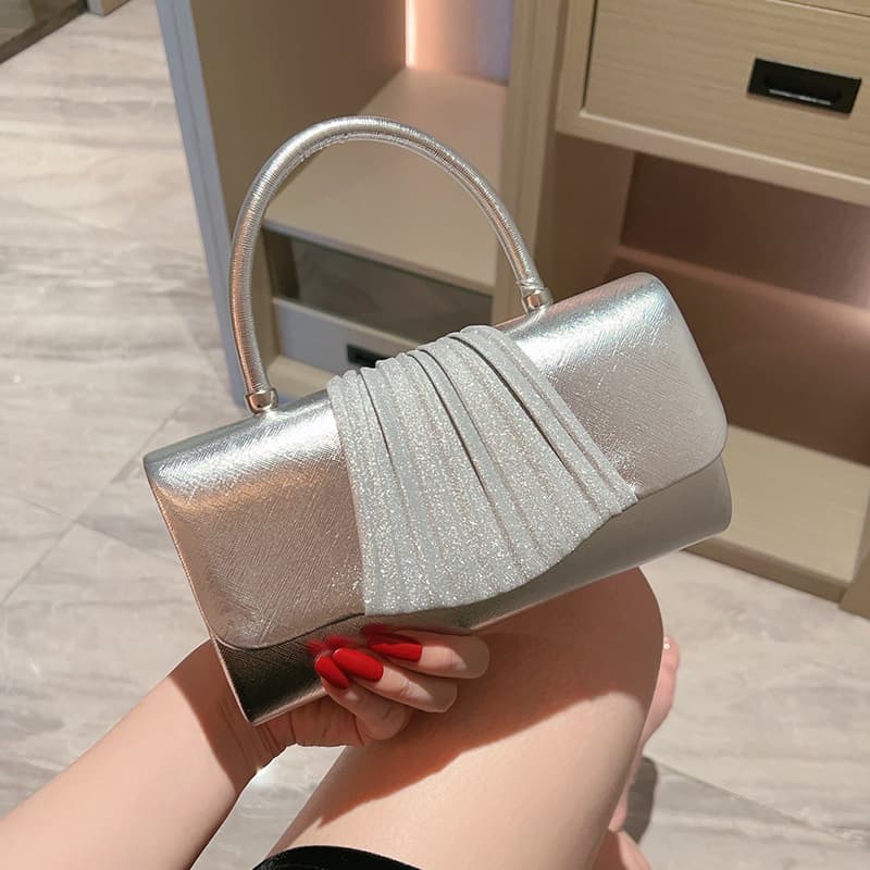Cross-border Fashion Silver Pleated Evening Handbag Banquet Bag Smooth PU Dress Bag Elegant Versatile Party Women's Bag