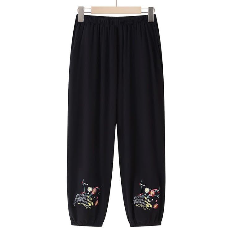Summer Thin Cotton Silk Embroidered Capri Pants for Elderly Mothers, Plus Size Elastic Waist Bloomers for Women