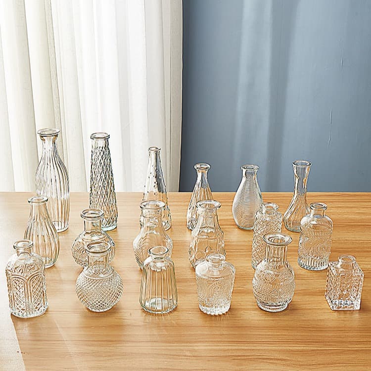 Custom European-style small vase factory minimalist glass vase transparent retro flower vase multi-specification pocket vase