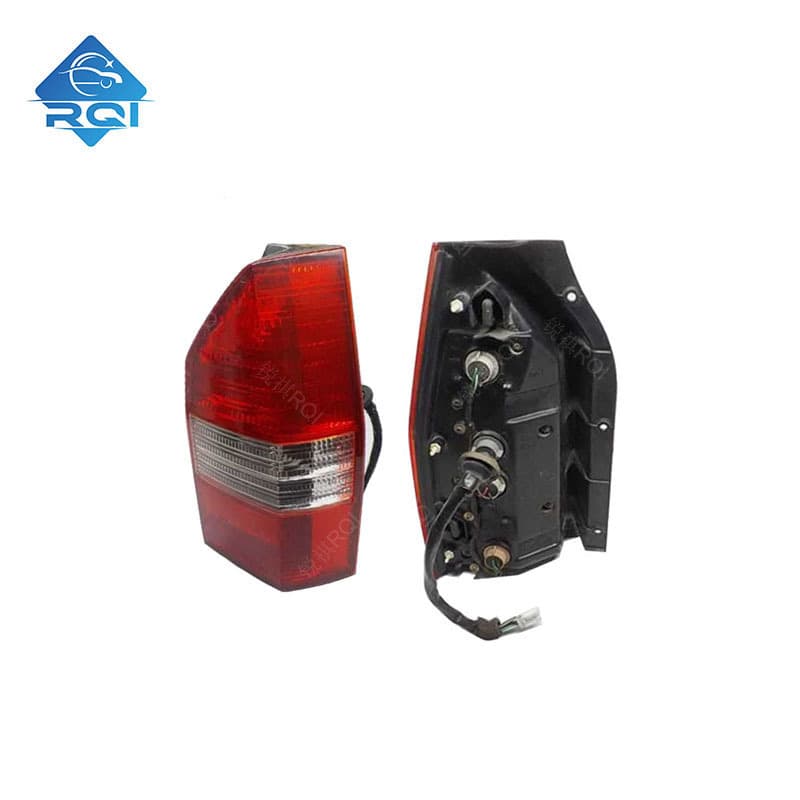 Suitable for 1996 Mitsubishi Chariot Grandis Rear Tail Lights Mr391781 Mr391782