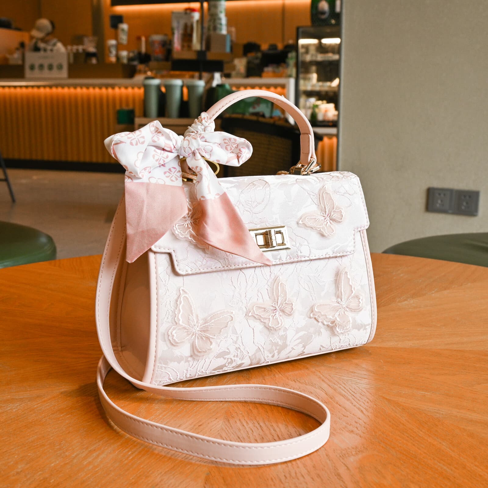 Source Factory Louis Michel 2025 New Lace Kelly Bag Chinese Style Handbag New Chinese Single Shoulder Butterfly