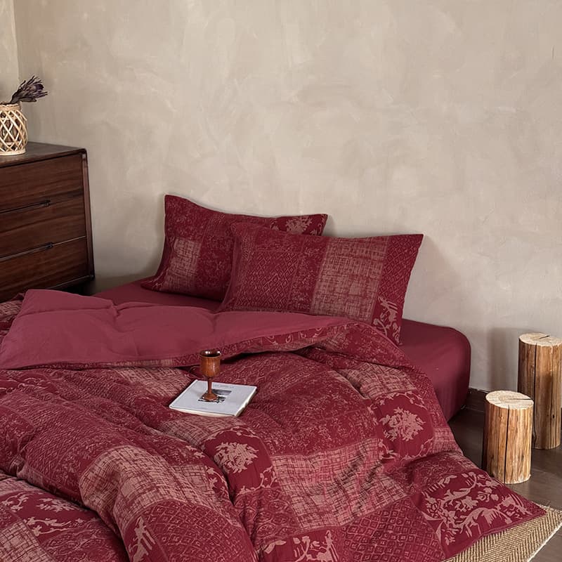 Vintage Abstract Red Cotton Yarn-Dyed Gauze Jacquard Duvet Cover Sheet Premium Bedroom Double Four-Piece Set
