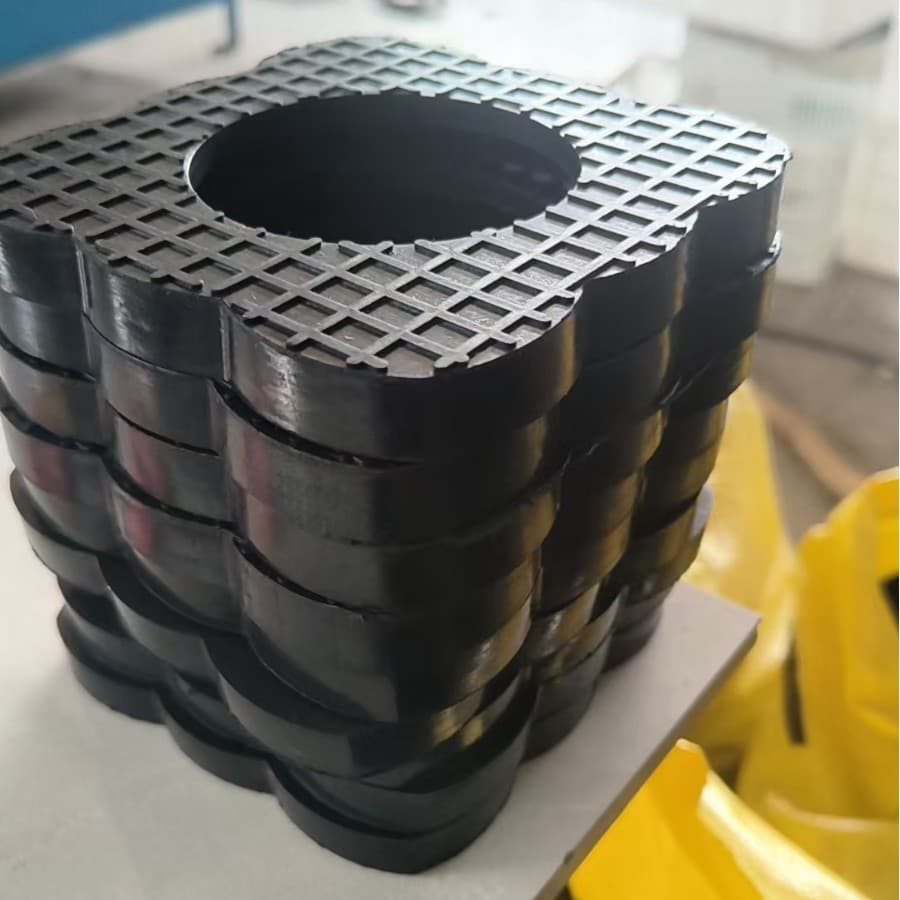 Rubber pads, industrial buffer pads, mechanical buffer pads, machine equipment accessories, rubber special-shaped parts manufacturers supply