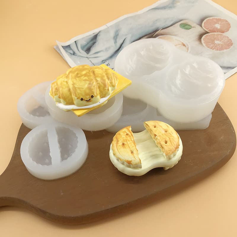 Brushed nougat sandwich croissant croissant baby pinch mold food grade silicone mold hand-turned mold