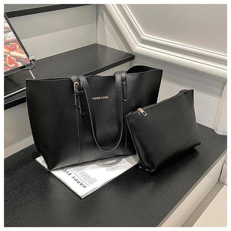 Large Capacity Bag for Women 2026 Summer New Style Textured Women's Bag Simple Retro Handbag Shoulder Commuter Tote Bag