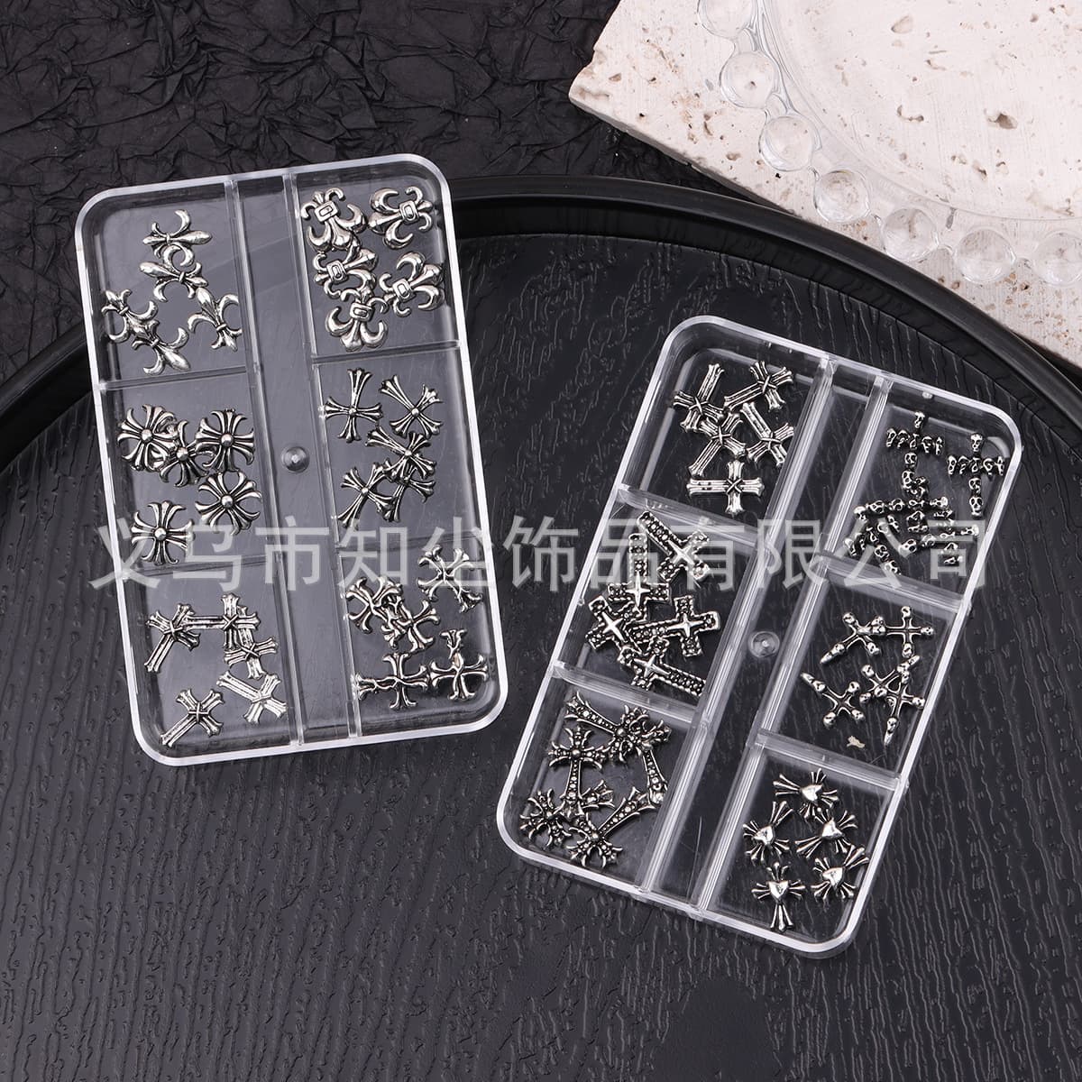 Popular retro Crow heart nail art accessories, punk style cross, dark series, 6-grid boxed metal nail accessories