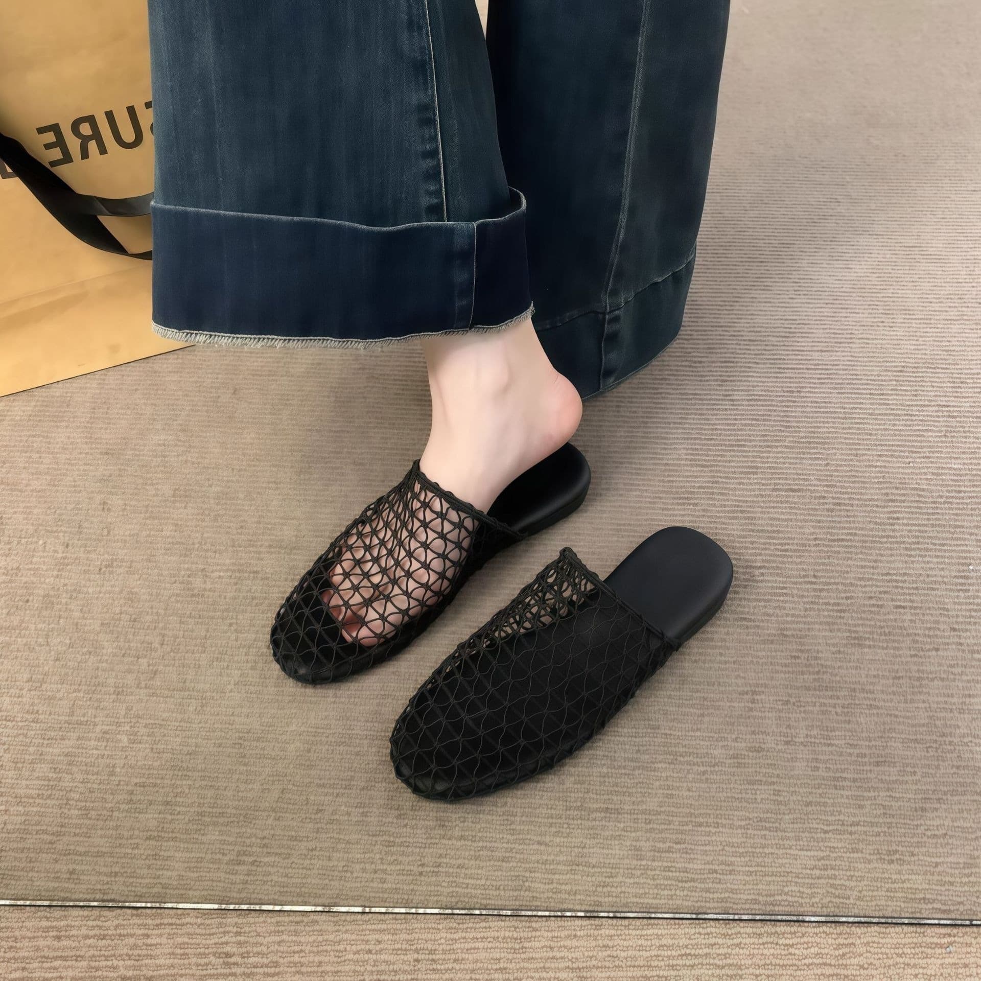 Chuyuji French-style Fishnet Toe-Covered Mules for Women Summer Outdoor Sandals 2026 New with Dressy Perforated Design
