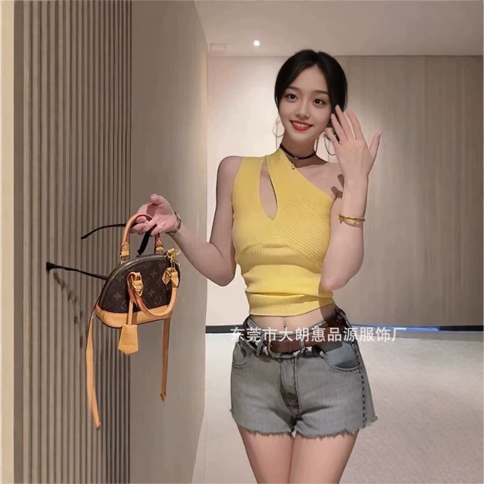 Summer pure desire wind slanted shoulder hollow halter neck knitted vest women's slim pit short sleeveless suspender belt