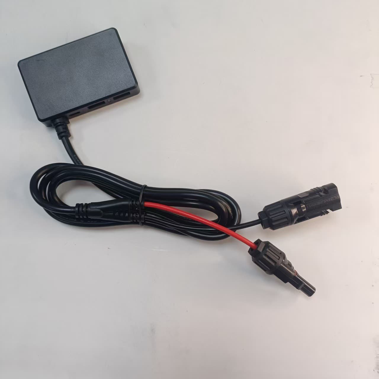 In Stock PV Output Cable, Solar Folding Bag Connection Cable, Folding Bag Junction Box, MC4 Connection Cable