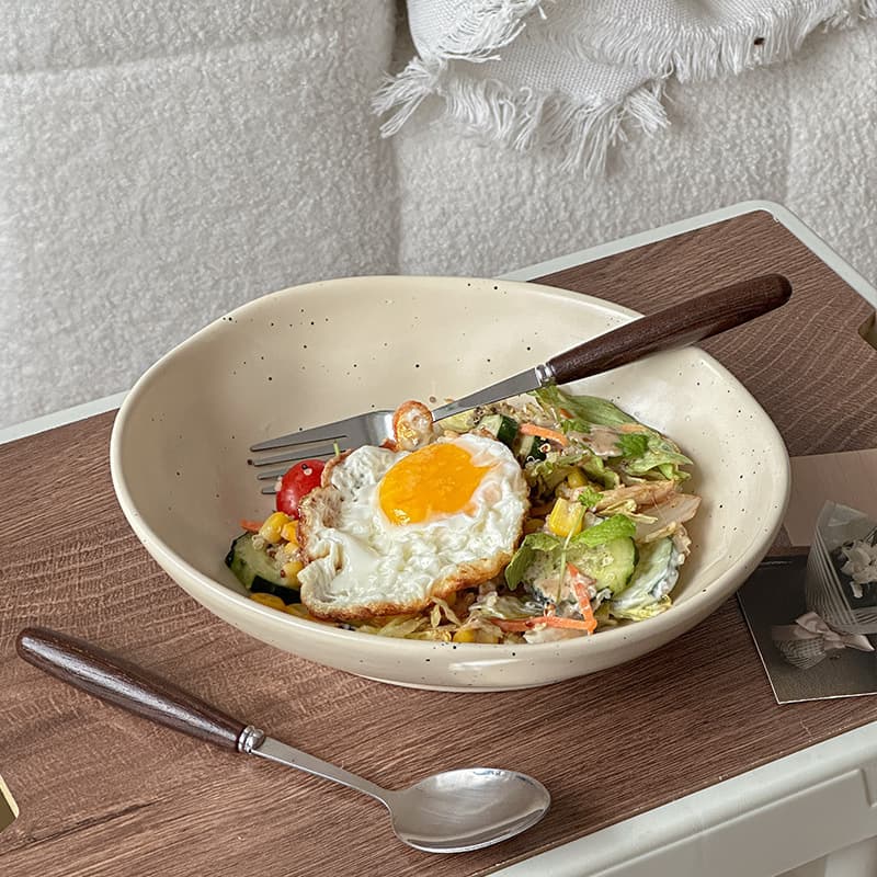 Mooney ins-style light food salad bowl hand-shaped special-shaped soup plate beige irregular ceramic large-capacity pasta bowl