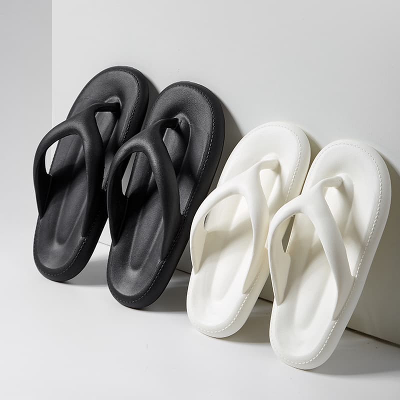 Men's Slippers Couple Trendy Sandals 2025 New Thong Slippers Summer Thick Sole New Fashion Slippers