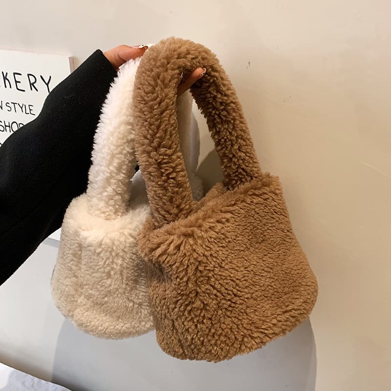 2025 New Women's Handbag, Niche Style, Fluffy Bucket Bag, Autumn/Winter Furry Bag