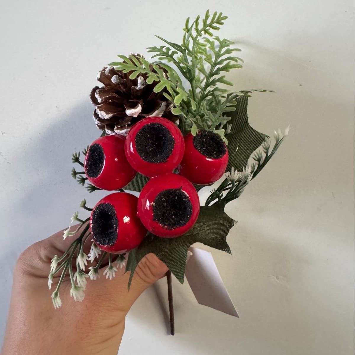 Christmas decoration red fruit fortune fruit Christmas tree garland wedding flower arrangement foam berry bunch simulated berry cross-border