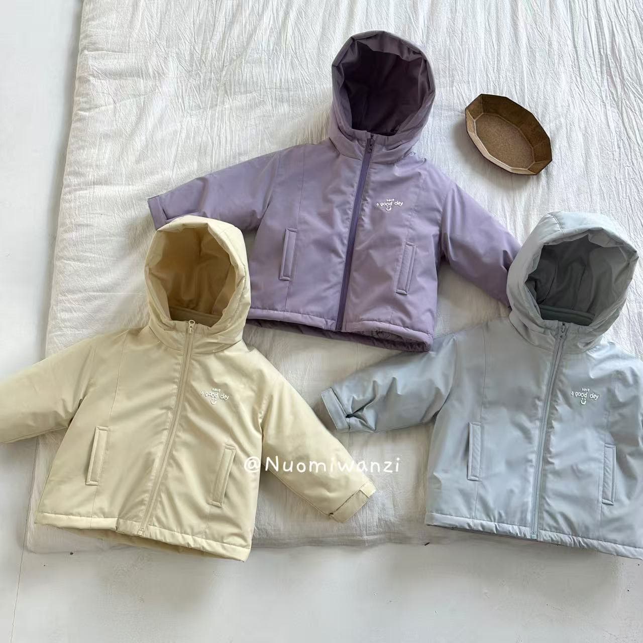 Nuomi Wanzhi 2025 Korean-Style Waterproof 3-in-1 Hooded Fleece-Lined Jacket for Kids