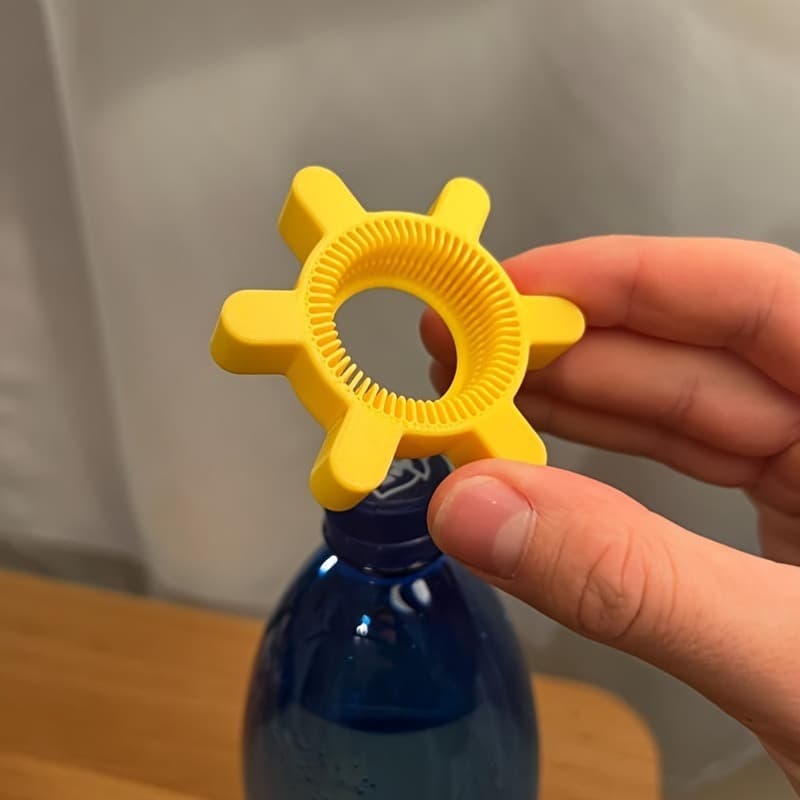Creative Bottle Cap Opener - Rotary Cola Bottle Opener Tool for Home Kitchen
