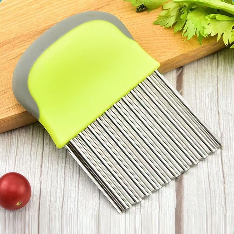 Enlarged and thickened stainless steel corrugated knife Wolf Tooth Potato Cutting Potato Flower Knife Kitchen Artifact Cutting Potato Wave Knife