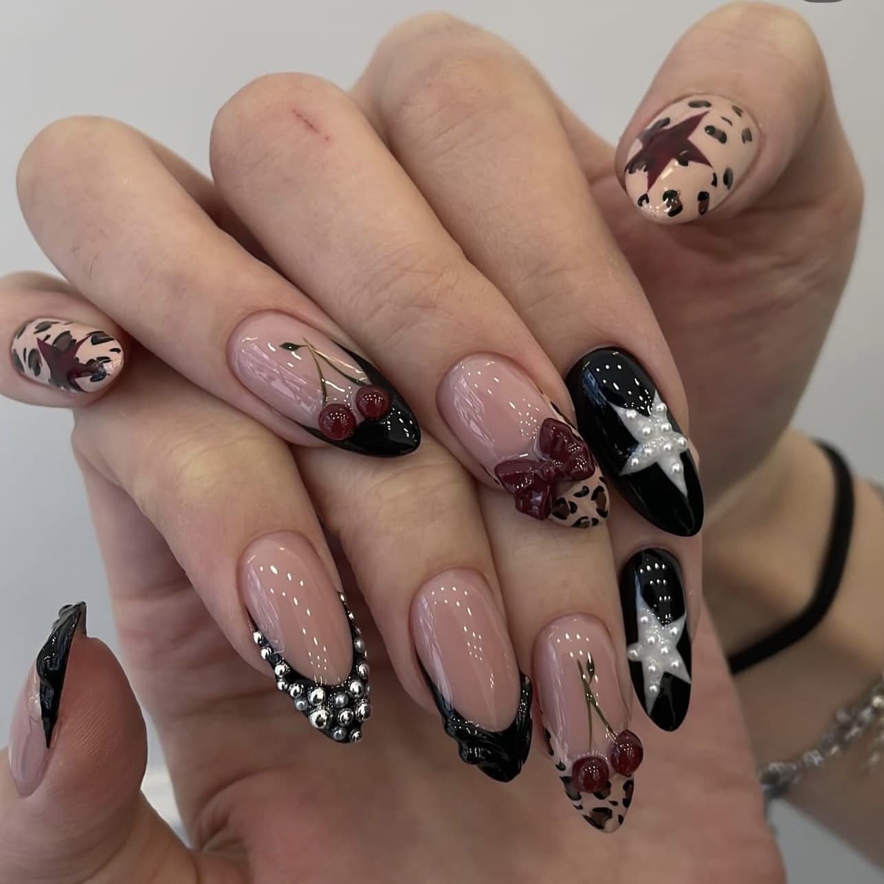 Cross-border Wearable Nails Bow French Leopard Star Manicure 24pcs Detachable False Nails Finished Wholesale