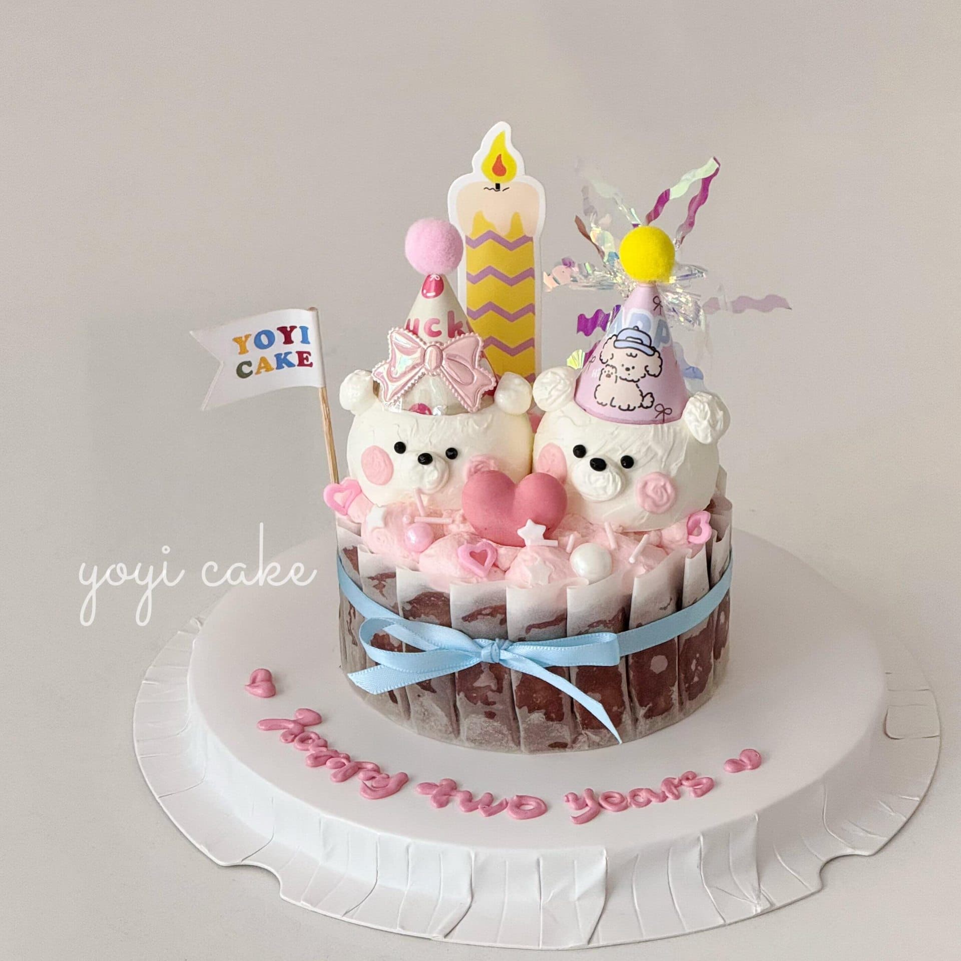Internet celebrity butter bear Basque cake decoration bow hat candle plug-in ribbon rain silk baking decoration