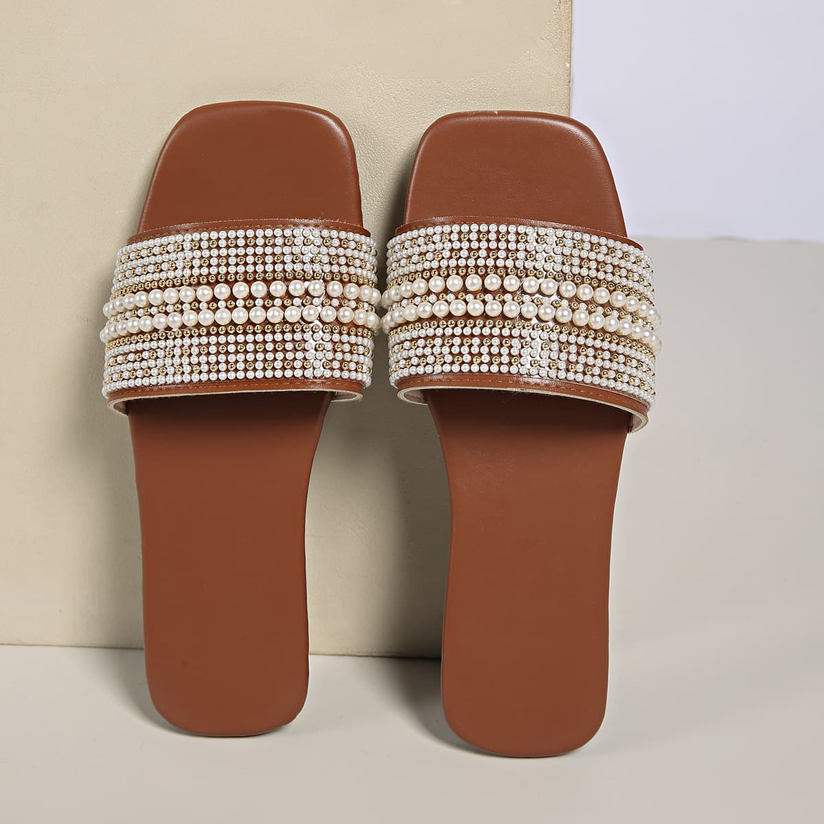 Large Size Flat Slippers for Women, Chanel-Style Colorful Pearl Slippers, Square Toe Low Heel One-Strap Sandals Slippers