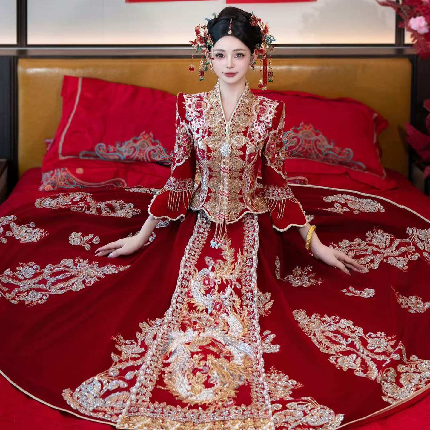Xiuhe Suit Wedding Dress 2026 Chinese Wedding Bride Gown Phoenix Coronet and Cape New Chinese Style Heavy Craft Velvet Departure Dress