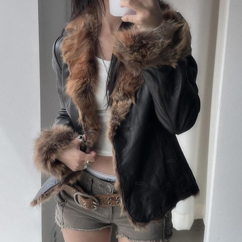 American Style 2024 Fall/Winter New Patchwork Faux Fur Collar Leather Jacket for Women, Fashionable Fitted Waist Warm Coat