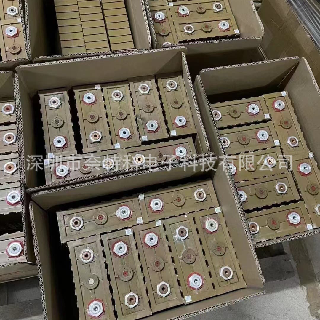 CALB 3.2V 200Ah Rechargeable Battery New 24V 48V 200AH LiFePO4 Battery
