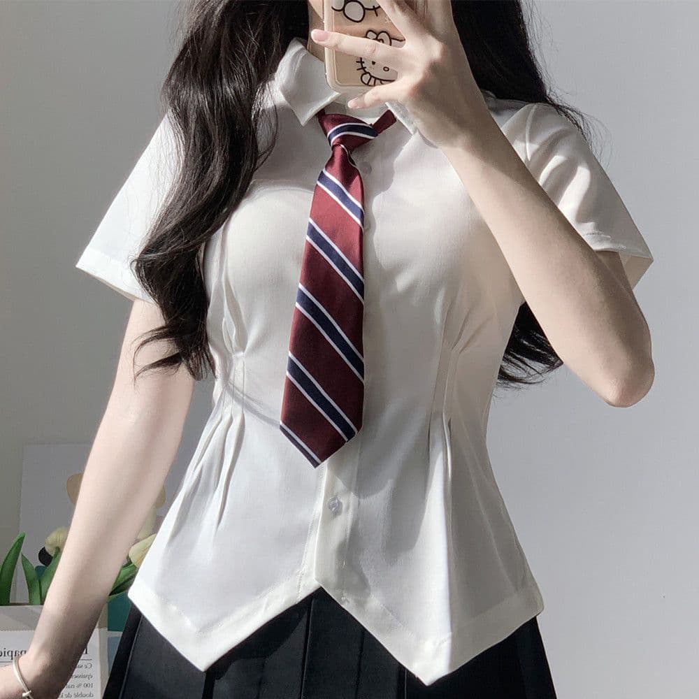 Wholesale Stock Fitted JK Shirt Women's Pure and Sexy Pleated Skirt School Uniform Set White Short Sleeve Blouse Summer