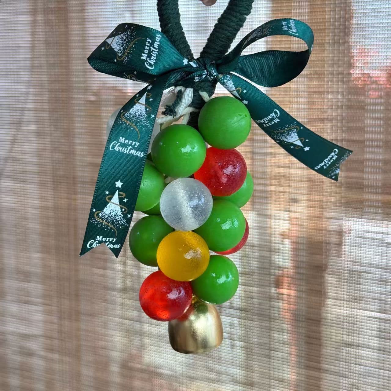 [Christmas Decorative Creative Ornaments] Practical Christmas Gifts Crystal Grape Soap Handmade Soap Atmosphere Scene