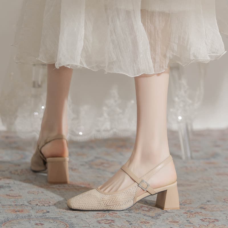 Gentle Style Enclosed-Toe Sandals for Women 2026 New Arrival Square Toe Shallow Mouth One-Strap Mesh Chunky Heel French Flats