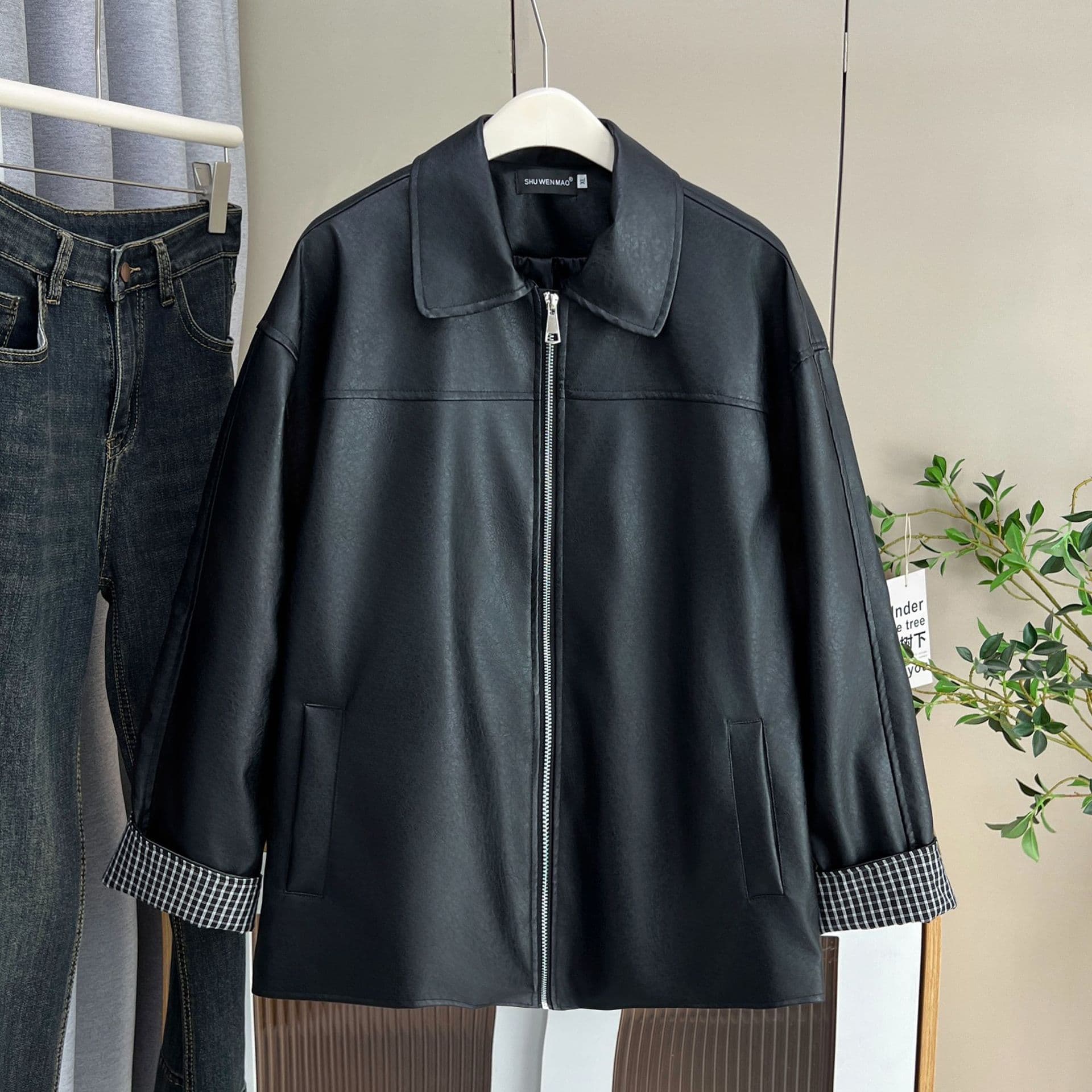 Plus Size Women's Autumn New Arrival Rolled Hem Plaid Cuff PU Leather Jacket for 200 lbs (Casual Jacket) 8059