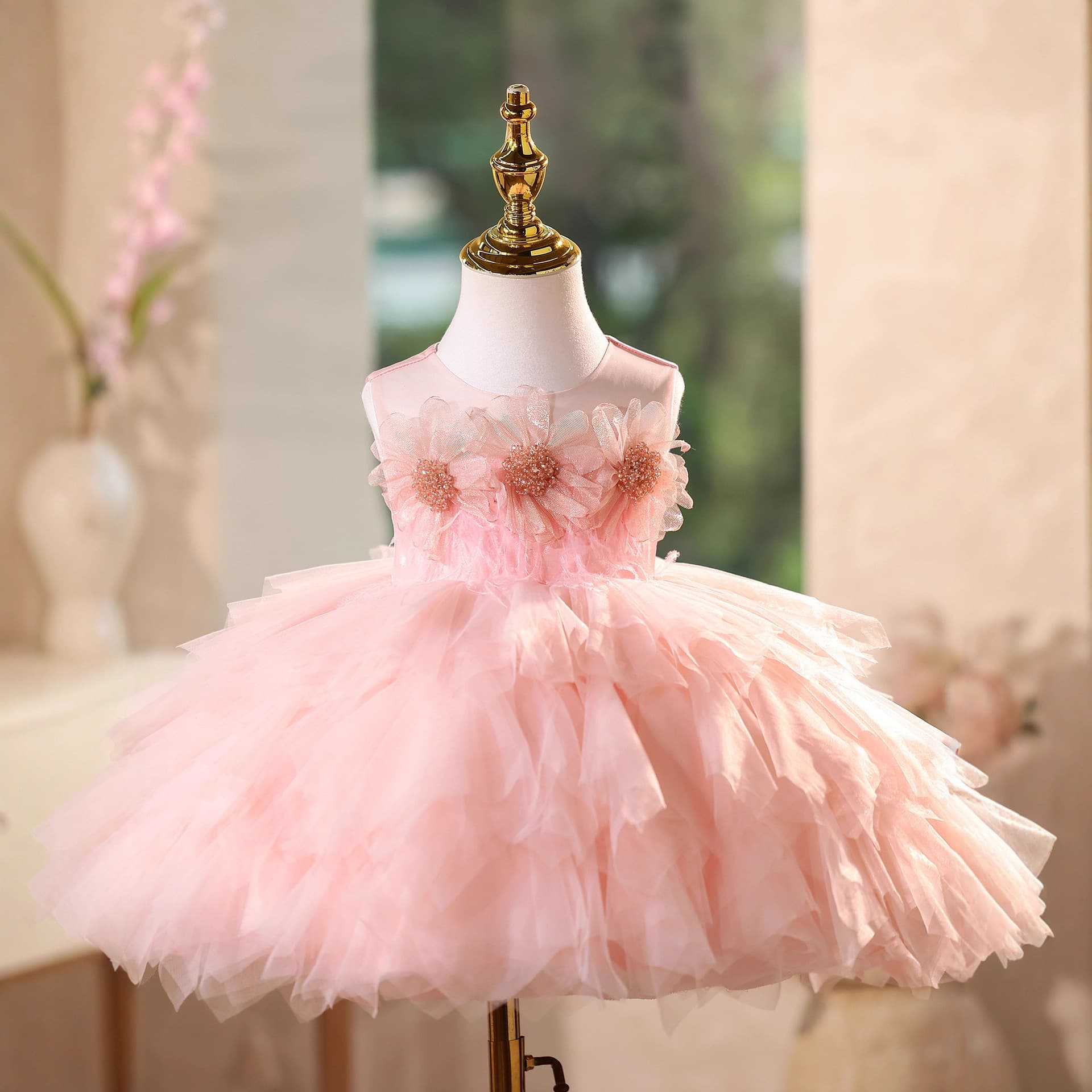 Children's Birthday Princess Dress Light Luxury Niche 2026 New Host Flower Girl Piano Performance Gown