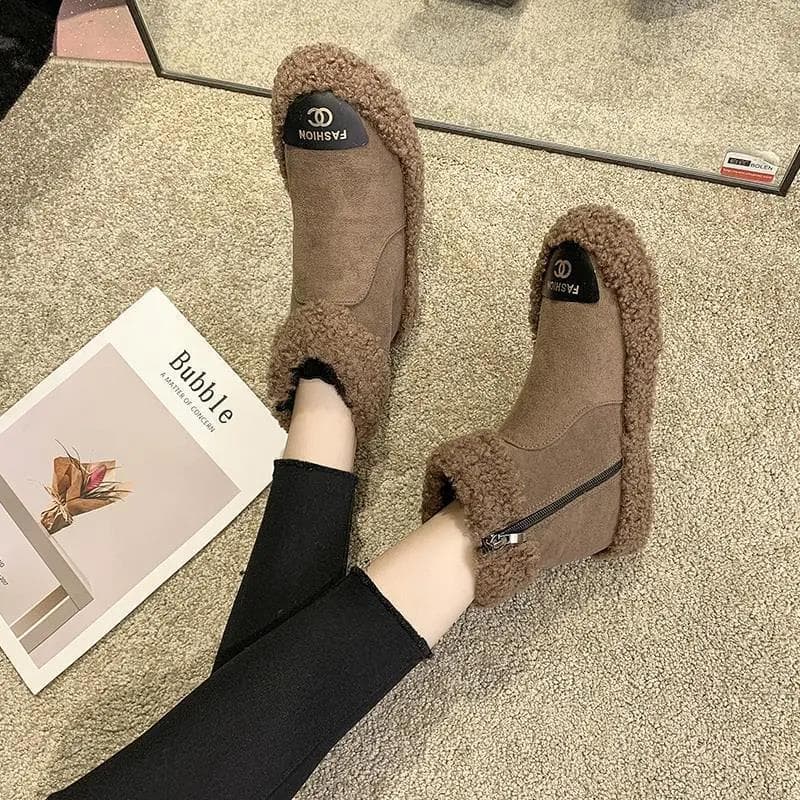 2025 New Sheep Curly Fur Shoes Warm Plus Velvet Cotton Shoes Women's Winter Flat Short Boots Women's Shoes Anti-Slip Boots