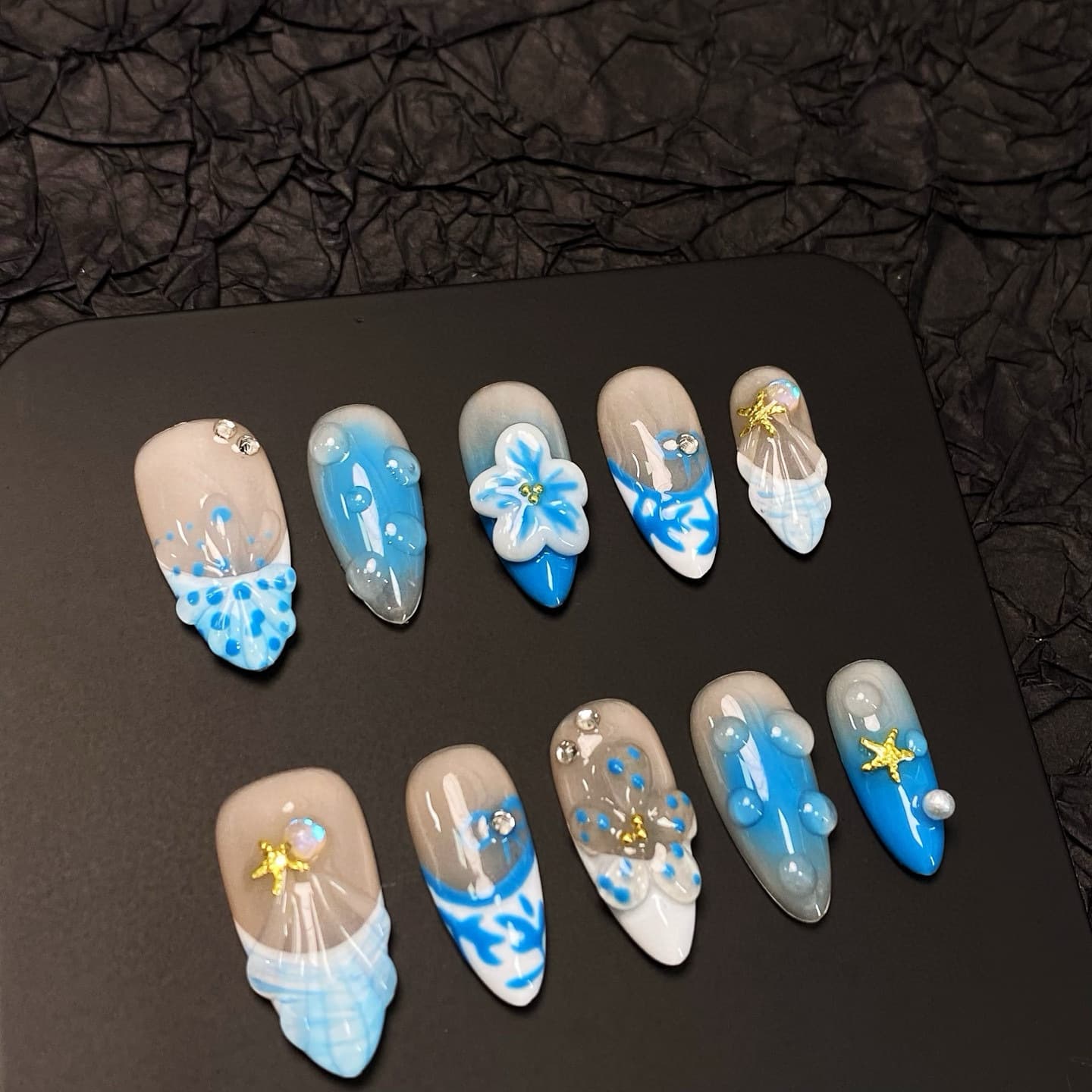 3D French Blue Floral European and American Short Almond Press-On Nails with a High-End Feel