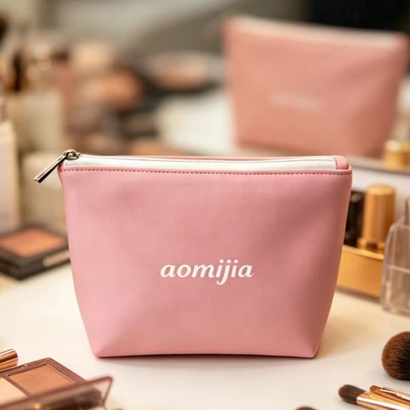 Cross-border Hot Selling Portable Neoprene Cosmetic Bag Women's Large Capacity Handheld Zipper Makeup Toiletry Bag Factory