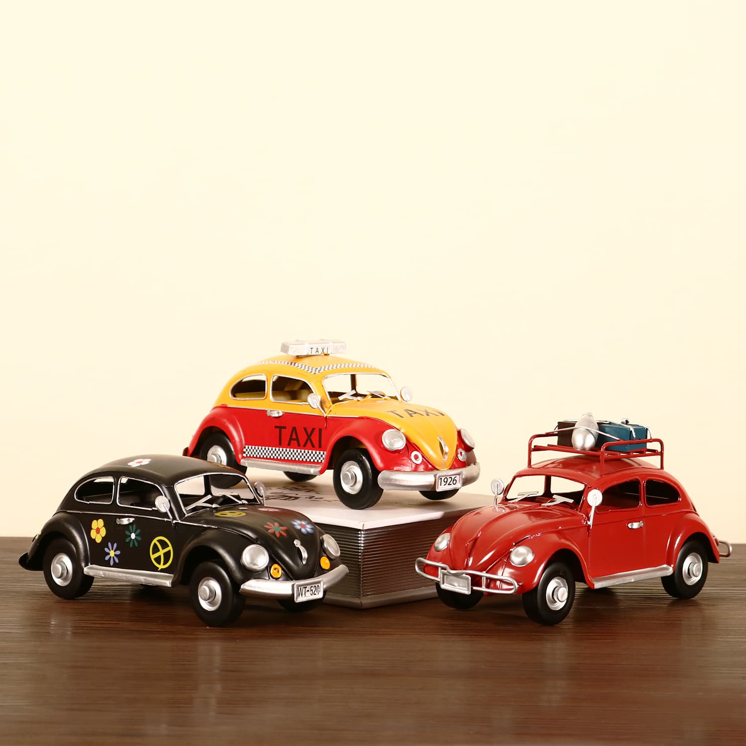 Vintage Classic Car Model Home Decor Iron Art Car Wine Cabinet Ornament Living Room Craft Display