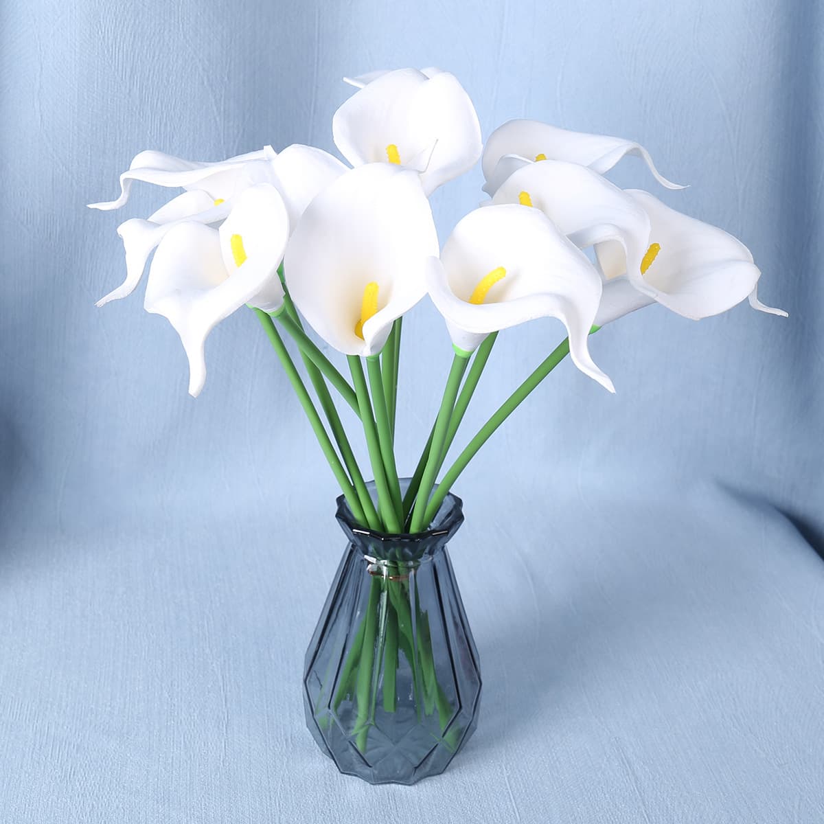 Hot-selling Artificial Calla Lily Single Stem Mini Horse Hoof Decoration Fake Flower for Home Wedding Matching